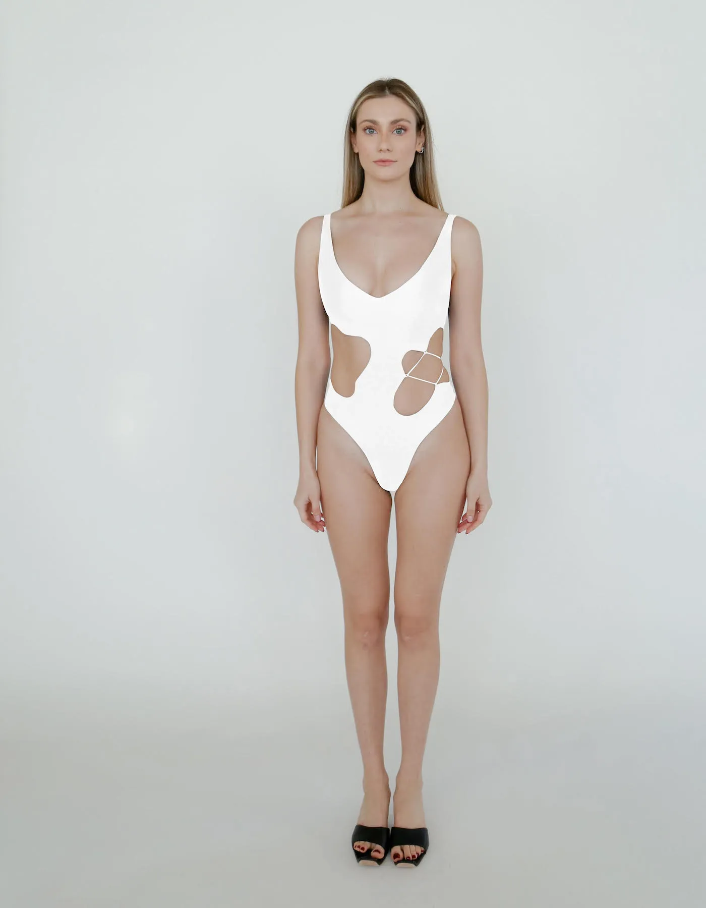 ANDIKA One Piece Swimsuit White