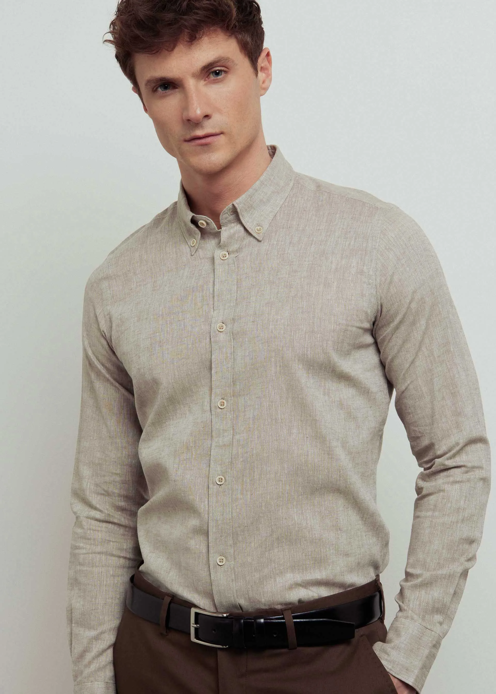 Camicia slim fit in lino