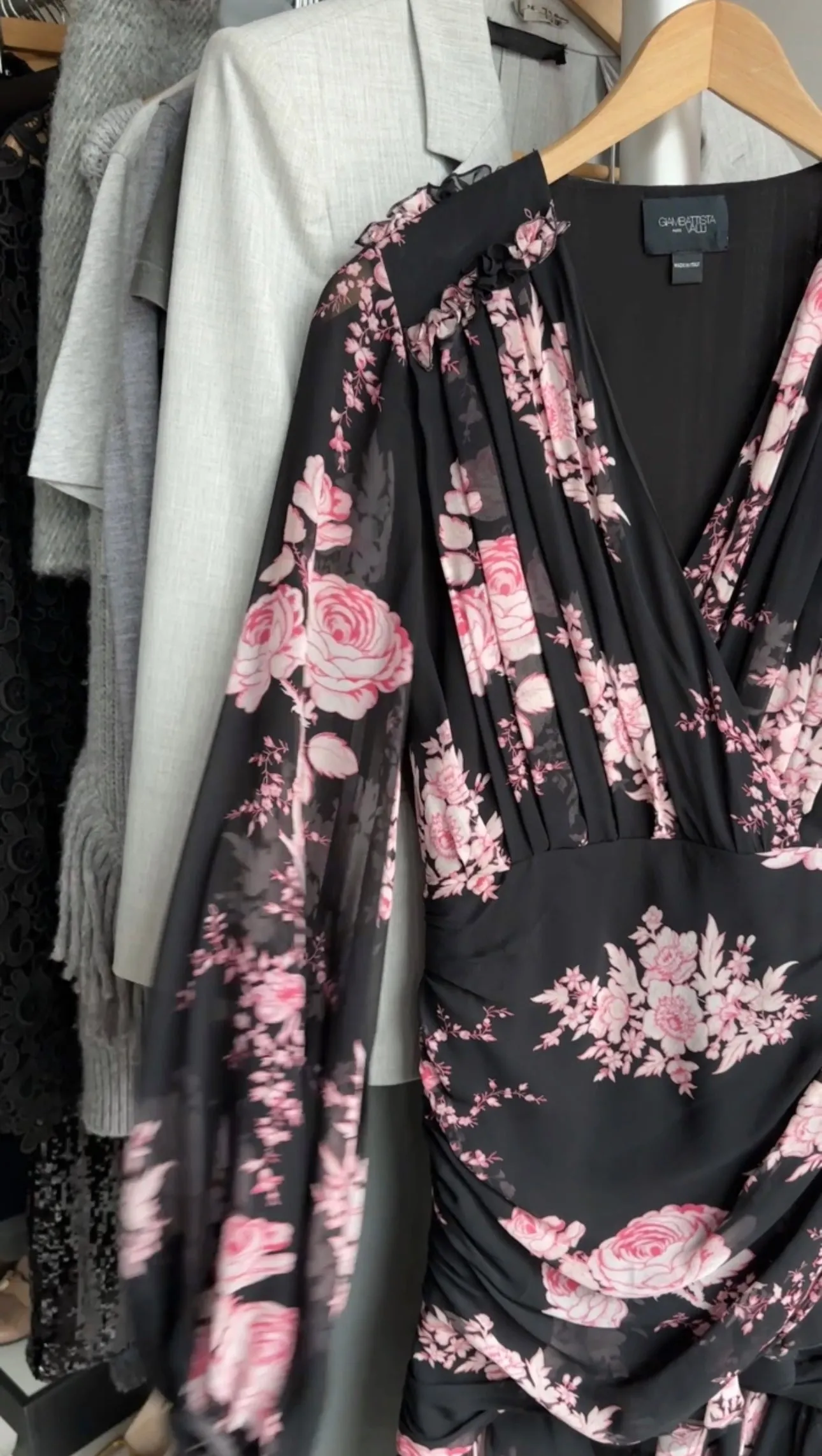 Giambattista Valli Black and Pink Roses Chiffon Long Sleeve Dress - IT42 / S (4/6)